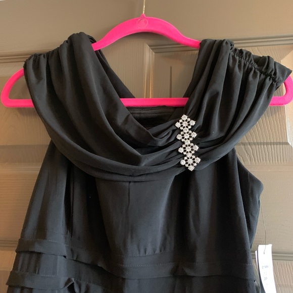 ‼️sale‼️ NWT black dress by scarlet size 10 cocktail - Picture 5 of 9